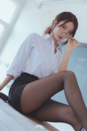 亚洲妇熟xx妇色黄蜜桃_4K免费观看